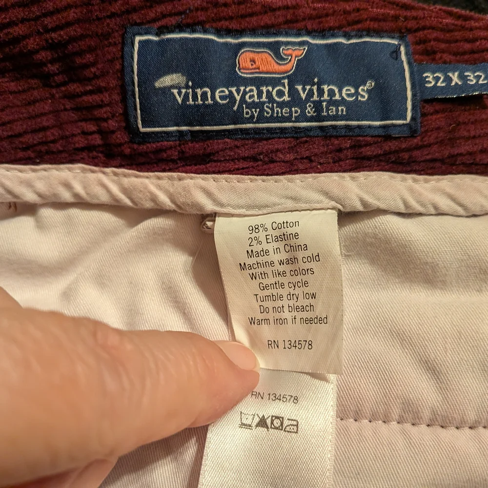 Men's VINEYARD VINES Burgundy Corduroy Jeans 32x32